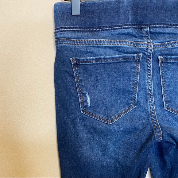 ON Rockstar Jegging Distressed Medium blue BNWOT - Picture 5 of 7